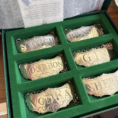 Historic Newport Decanter labels