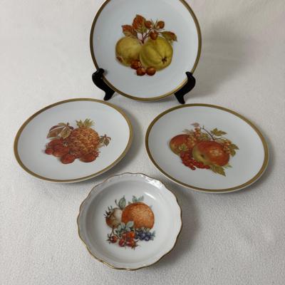 E R Golden Crown China "Harvest" plates  4 pcs