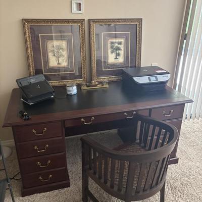 DESK IS SOLD
Available for presale.  Please refer to "Presale" information.  TEXT 760-668-0554 to buy