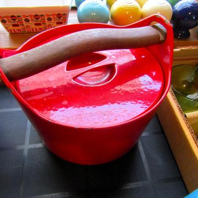 Vintage Revere ware pot