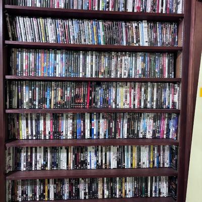 Over 1,000 dvd's