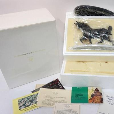 1186	LENOX THE INTERNATIONAL SCULPTURE COLLECTION, HORSE *THE ARABIAN KNIGHT* W/STAND, APPROXIMATELY 7 IN HIGH
