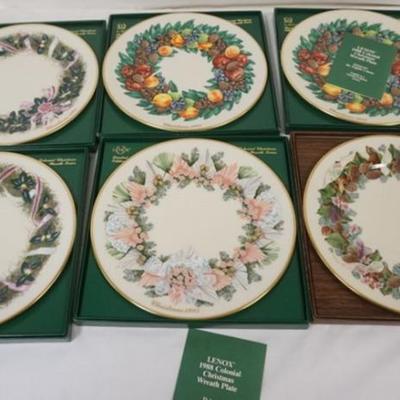1165	LENOX 6 COLONIAL CHRISTMAS PLATES, WREATH ISSUE, 1981, 1988, 1991, 1992, 1993
