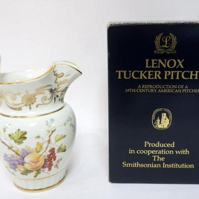 1171	LENOX CHINA *TUCKER PITCHER* SMITHSONIAN REPRODUCTION, APPROXIMATELY 10 IN HIGH
