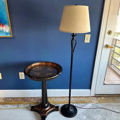 Bee Hive Accent Table (20”x29”)