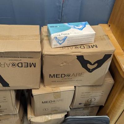 NEW Nitrile Gloves Size Large Box of 100 $4; case of 10 boxes $30