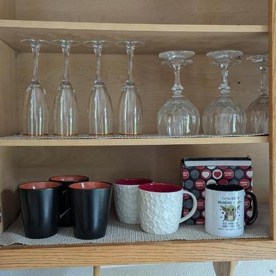 Lot #39 - Kitchen Glassware and Mug Collection Lot.