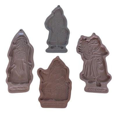 Lot #333 - Vintage Longaberger Pottery Christmas Santa Molds Set