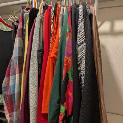 Lot #216 - Women's Size M Long Sleeved Shirts Tops Sweaters, Pants & Skirt - 38 Items