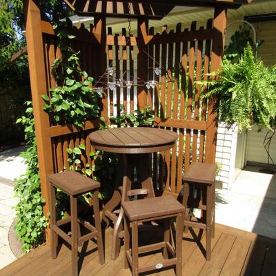 Amish Pub table & stools