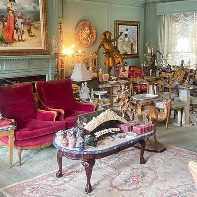 Estate sale photo