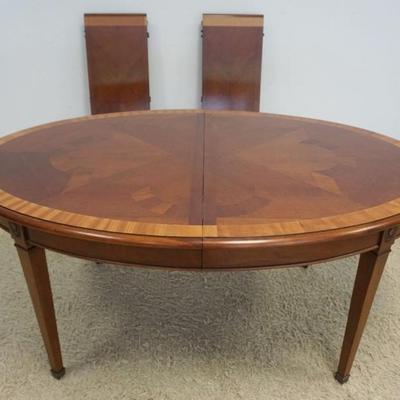 1233	HARDEN CHERRY OVAL DINING ROOM TABLE WITH BANDED BORDER, GEOMETRIC VENEER PATTERN TOP AND 2 SKIRTED LEAVES, VERY CLEAN,...