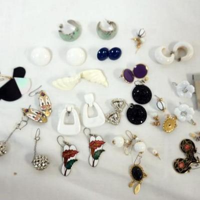 1157	ASSORTMENT OF 23 LADIES EARRINGS, SOME MARKED BY THE MAKER
