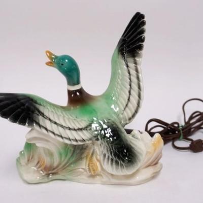 1123	MALLARD DUCK MID CENTURY MODERN TV LAMP, LANE & CO. VAN NUYS CA. APPROXIMATELY 11 IN X 4 IN X 10 IN H
