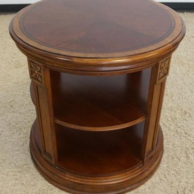 1188	ETHAN ALLEN *TOWN HOUSE* ROUND LAMP TABLE, APPROXIMATELY 28 IN D X 28 IN H
