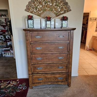 Dresser