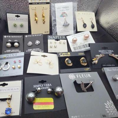 Lots of Beautiful Earrings 2