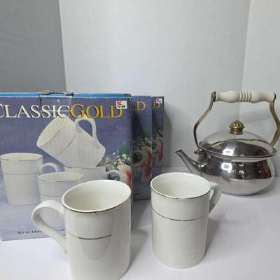 Classic Gold Mugs & Tea Kettle