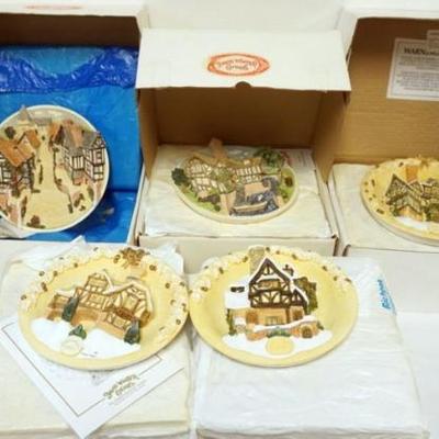 1124	DAVID WINTER COLLECTORS GUILD PLAQUES INCLUDING CHRISTMAS, SOME LIMITED ED,  APPROXIMATELY 9 IN
