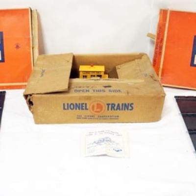 1187	LIONEL TRAIN O GAUGE  LIONEL #350 TRANSFER TABLE AND 2 #350-50 TRANSFER TABLE EXTENSIONS

