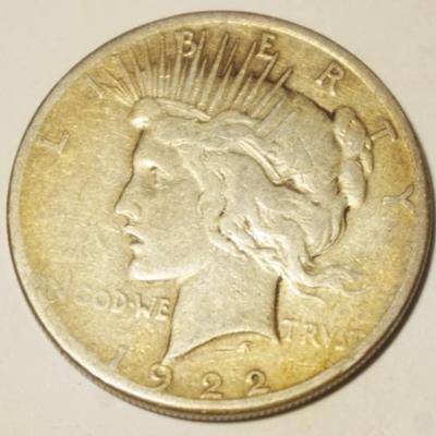 1226	1922 PEACE SILVER DOLLAR
