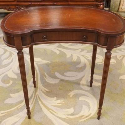 1274	PETITE MAHOGANY KIDNEY SHAPED LEATHER TOP WRITING TABLE WITH TAPERED REEDED LEGS, APPROXIMATELY 30 IN X 18 IN X 29 IN H
