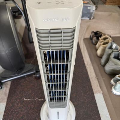 Lot 243: Arctic Air Tower Evaporative Cooler
