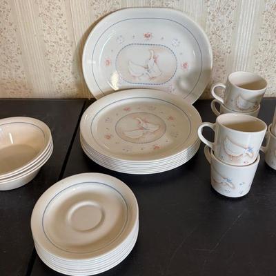 Vintage Corelle Dish Set - Promenade Pattern