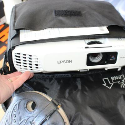 Epson LCD projector works great