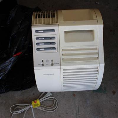 HEPA air cleaner