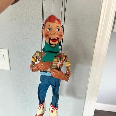 Howdy Doody puppet