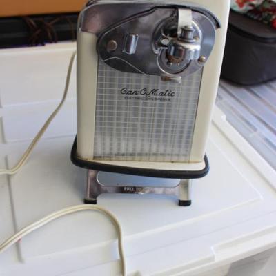 Vintage can opener 