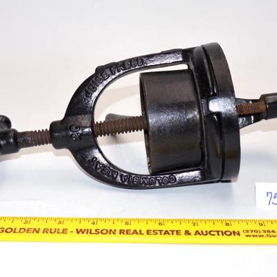 Estate sale photo
