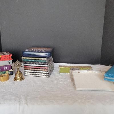 Various CDs, Videos, photo albums Bell