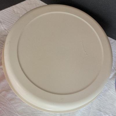 Tupperware Pie holder, Cupcake holder And More