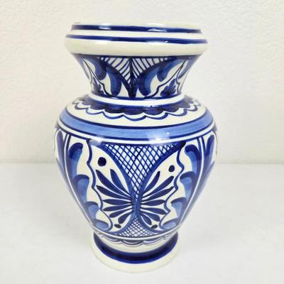 Lot #131 - LAHUERTA SL Spain Hand Painted Ceramic Vase