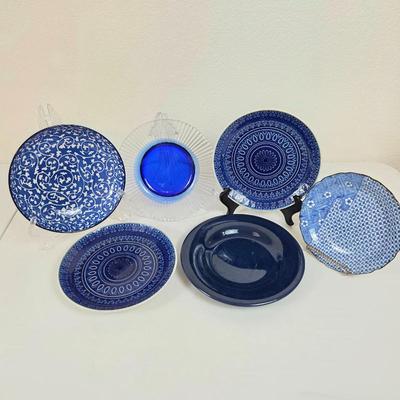 Lot #140 - Selection of Blue & White Plates Including Takahashi