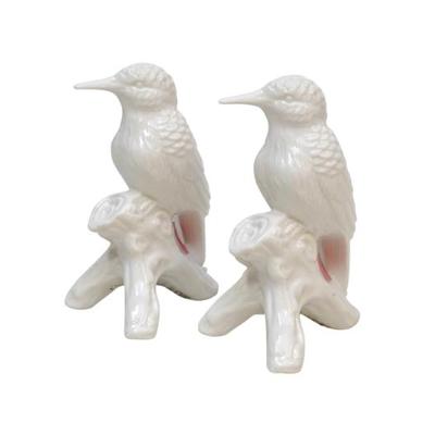 PAIR OF GODINGER WHITE HUMMINGBIRDS