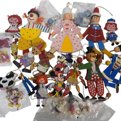 JUMPING JACK PULL TOY/ORNAMENTS
