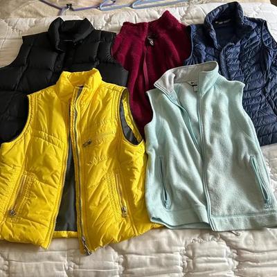 (5) Assorted Women’s Vests