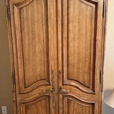 Vintage Mount Airy Furniture Company Of North Carolina Armoire 
