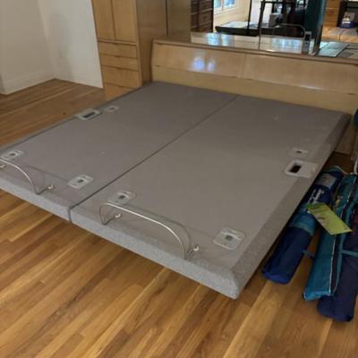 Sleep number base. Purchased May 2025. Asking $1900. Only used through July 