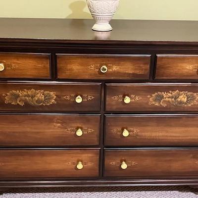 Vintage dresser