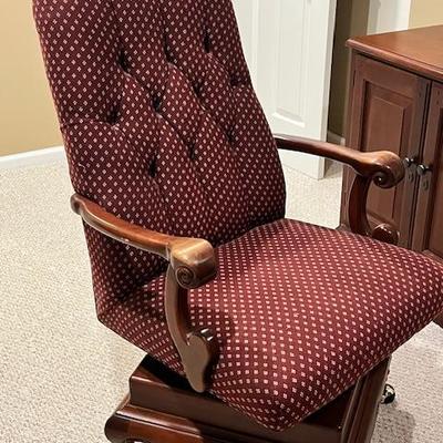 vintage chair for desk with swivel bottom