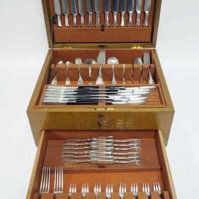 1138	STERLING SILVER FLATWARE SET, 16-5 1/2 IN SPOONS, 12-6 1/2 IN FORKS, 6 IN LADLE, 11-7 1/2 IN FORKS, 12-6 1/4 IN SPOONS, 6 IN SPOON,...