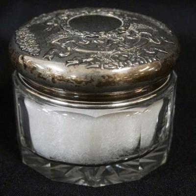 1141	STERLING SILVER LIDDED DRESSER BOX W/GROUND & POLISHED BASE, APPROXIMATELY 3 1/2 IN X 3 1/4 IN HIGH
