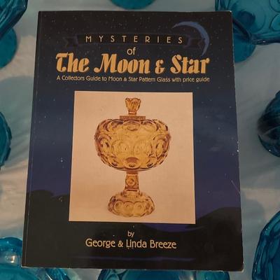 Mysteries of the Moon and Star: A Collector's Guide to Moon and Star Pattern Glass with Price Guide
