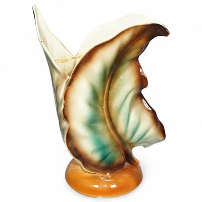 Vintage Shawnee Pottery Banana Leaf Vase #823