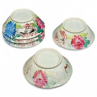 Set Of Five Vintage Porcelain Chinese Famille Rose Bowls