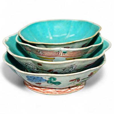 Set Of Four Nested Antique Chinese Porcelain Bowls With Lobed Edges
